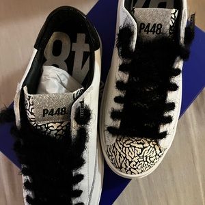 NWT in box p448 John Cement Low Top Sneaker with limited edition laces